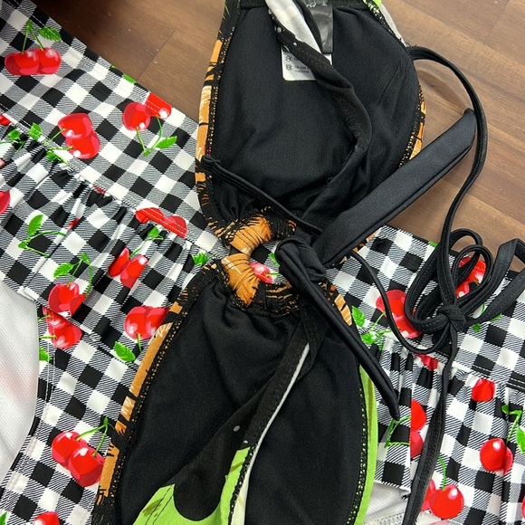 Hot Topic Iron Fist Bikini 🥰 - Picture 3 of 4